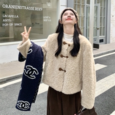 新款皮毛一体外套2C0959170P175K258，女装毛呢外套，2C095
