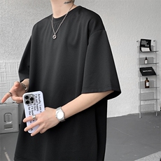 黑色