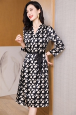 重磅真丝连衣裙女2026春装新款气质V领系带收腰宽松大码真丝裙，女装连衣裙，阿舍尔精品