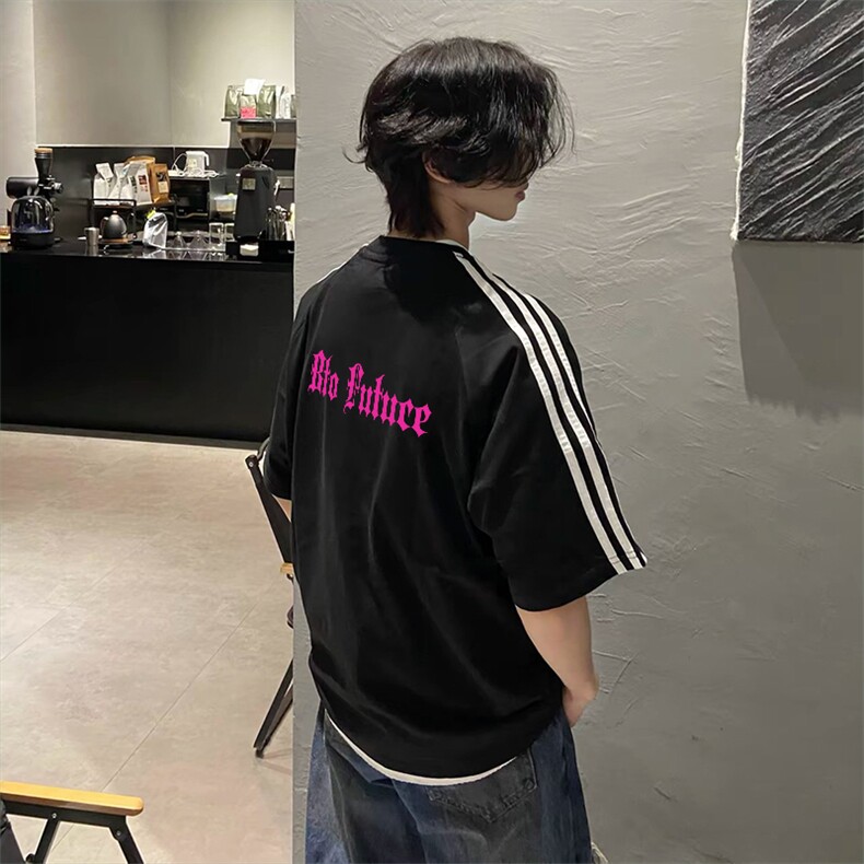 抖音得物高品质二开240克宽松纯棉美式潮牌三条杠织带短袖T恤图片