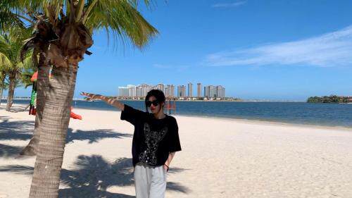 2021秋季亮钻小兔T恤，女装T恤，9·9九尚逸品