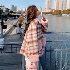 【新款】已出货格纹夹棉毛呢外套拼兔毛C37-P185K278，女装毛呢外套，2C272