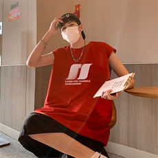 酒红色