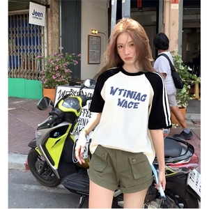 抖音得物品质二开240克宽松纯棉美式潮牌插肩三杠织带短袖T恤图片