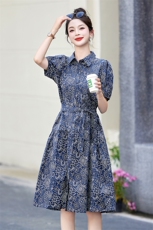 时尚洋气复古法式收腰显瘦碎花连衣裙女夏季2025新款潮流翻领裙子，女装连衣裙，沁沁公主