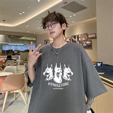 灰色