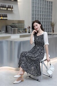 主打，  小衫， 连衣裙，欢迎新老客户光顾图片