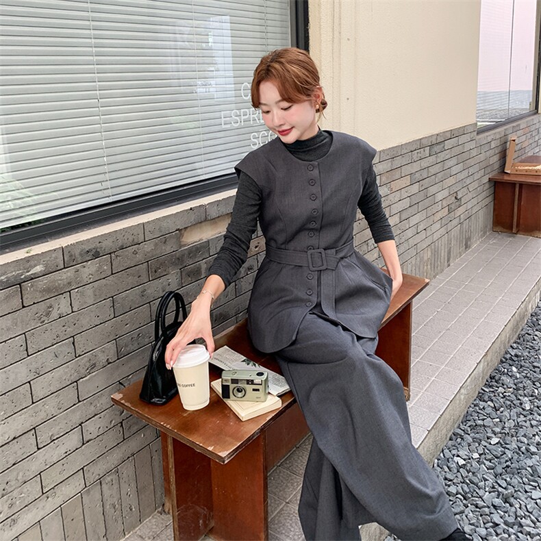 深灰色老钱风马甲阔腿裤套装2025新款女早秋气质高级感职业一整套,女装套装/套裙,1C150