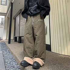 军绿色