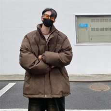 咖啡色