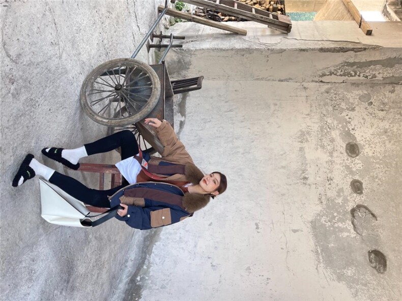 欧货撞色派克服，其它，卡希·米