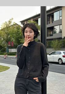 2025年秋季新款百搭女士长袖系扣半高领针织开衫,女装针织衫/毛衣,忠诺羊绒