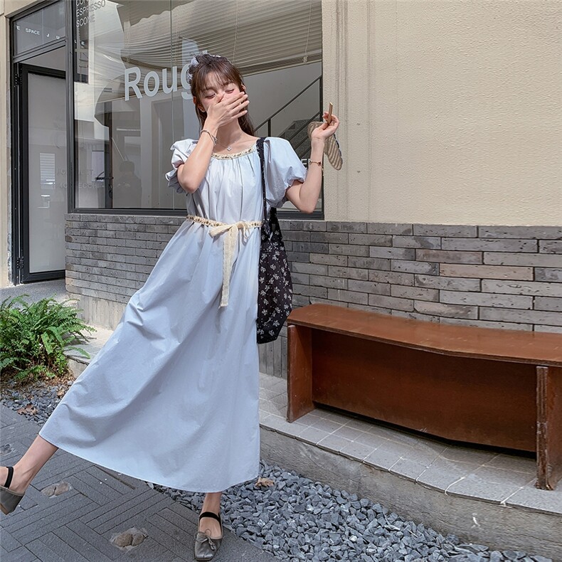 浅蓝色刺绣泡泡袖连衣裙女夏2025新款法式巨好看独特别致爆款长裙,女装连衣裙,2D076