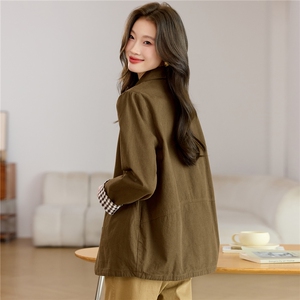 2026春秋季时尚简约显瘦休闲百搭潮流短撞色外套，女装短外套，独衣靓