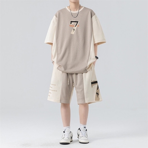套装男夏季新款港风宽松拼接设计短袖T恤五分裤一套TZ6012特P45图片