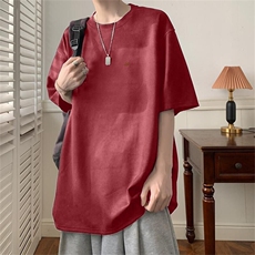 酒红色