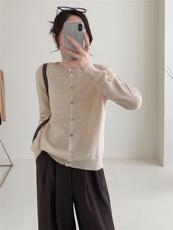 2025年秋季新款女士百搭针织开衫，女装针织衫/毛衣，忠诺羊绒