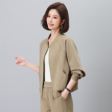 运动女春秋2025新款安格拉红中年妈妈洋气超火运动，女装短外套，涵誉