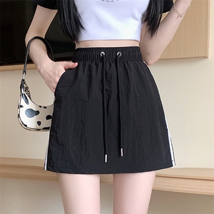 设计感小众工装半身裙女夏季松紧腰a字裤裙宽松显瘦休闲短裙图片