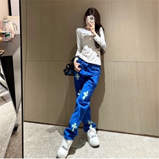 W10266-P60网图现货潮牌时尚潮流微喇冰洗直筒牛仔裤十字架贴皮，男装皮裤，星座1608