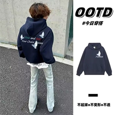 藏青色