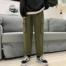 军绿色