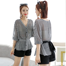 雪纺女上衣洋气设计感夏季2023新款小衫锁骨显瘦心机遮肚子打底衫，女装蕾丝衫/雪纺衫，梦懿尔