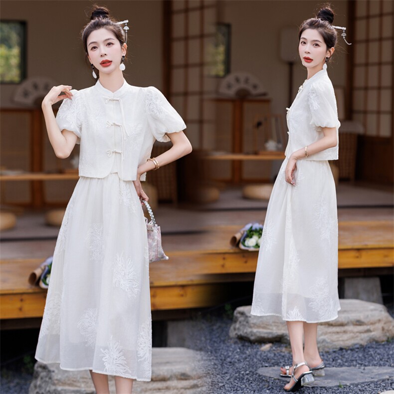 温柔绝美白色刺绣套装连衣裙女2024夏季新款盘扣衬衣半身裙两件套,女装套装/套裙,慧尚依恋
