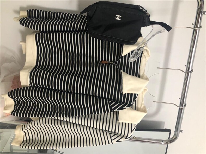 秋季条纹卫衣，女装卫衣/绒衫，依纤