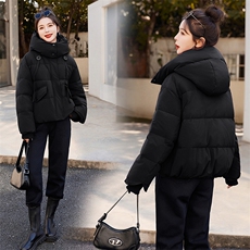 90%白鸭绒2024年冬季新款时尚连帽短款羽绒服女，女装羽绒服，美沁