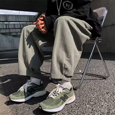 绿色