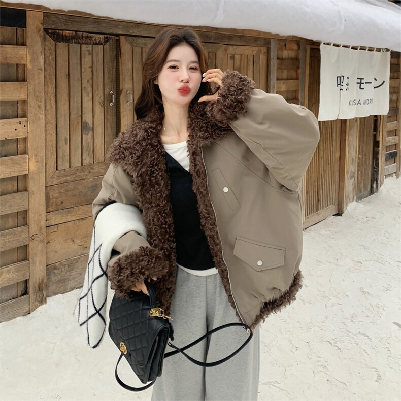 现货:冬装新款高级感毛绒拼接两穿加厚派克服2C135-8955P225K328,女装派克服,2C135