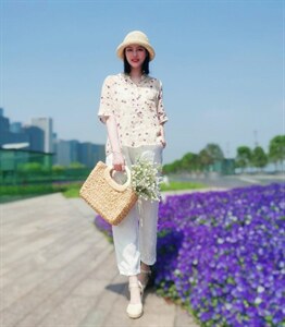 纯苎女装图片