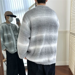 渐变色圆领开衫毛衣男秋冬季美式复古慵懒风情侣宽松条纹针织外套图片