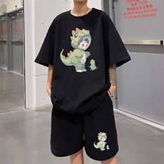 黑色