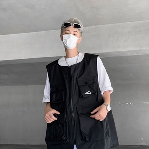 F348-P48 夏季日系机能多口袋工装马甲男潮流坎肩无袖背心 现货图片