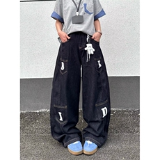 深蓝色