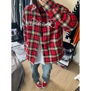 C254-P30 美式刺绣红色格子衬衫女春秋季小众设计感宽松慵懒风图片