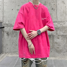 玫红色