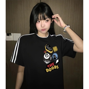 抖音得物高品质二开240克宽松纯棉美式潮牌三条杠织带短袖T恤图片