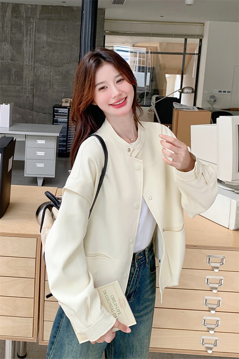 新品乳白色小个子棒球服外套女2C052-6611-P135-K188,女装短外套,2C052