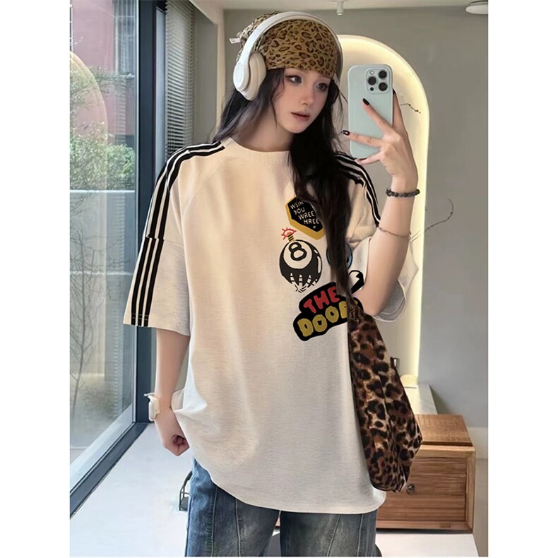 抖音得物品质二开240克宽松纯棉美式潮牌印花三条杠中性风短袖T恤图片