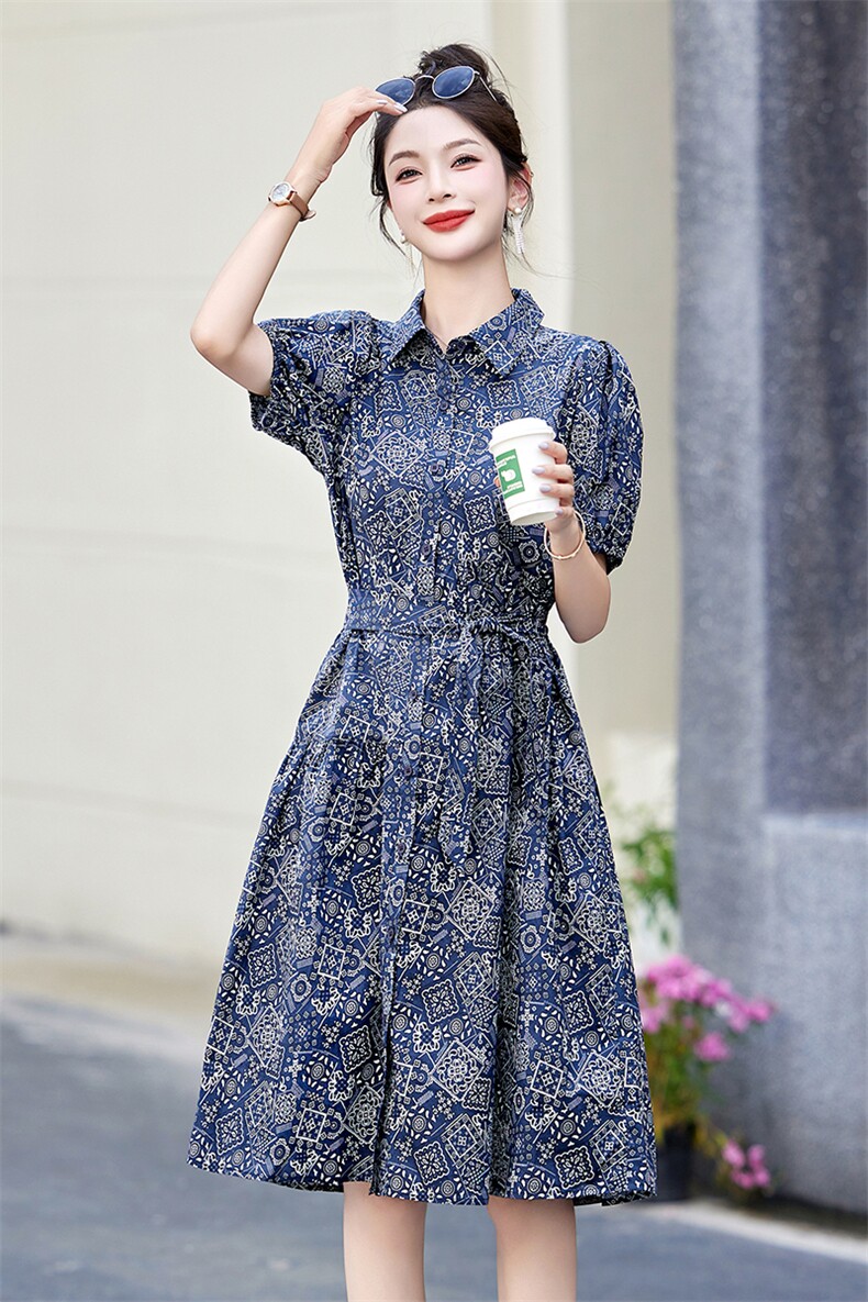 时尚洋气复古法式收腰显瘦碎花连衣裙女夏季2025新款潮流翻领裙子,女装连衣裙,美沁