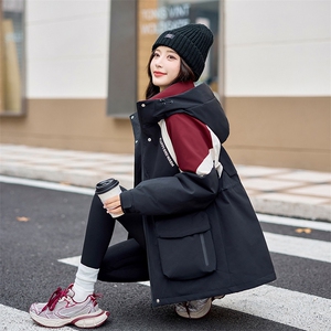 时尚撞色收腰派克羽绒服女2024冬新款休闲显瘦工装连帽白鸭绒外套图片