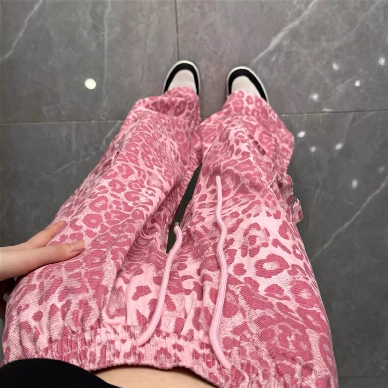 D6183-P58美式粉红色豹纹嘻哈男女新款宽松阔腿裤工装裤-网图现货，男装牛仔裤，星座603-2
