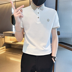 白色