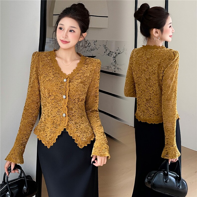 现货2025法式勾花V领植绒蕾丝双层时尚百搭显瘦洋气上衣，女装蕾丝衫/雪纺衫，火爆靓佳人