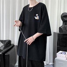 黑色
