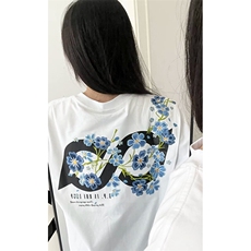 白色