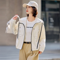 休闲白色外套女短款2025年春秋新款时尚超好看小个子百搭夹克上衣，女装短外套，靓星雨